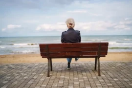 The Silent Truth: When Middle-Aged Women Face Their Loneliest Moments